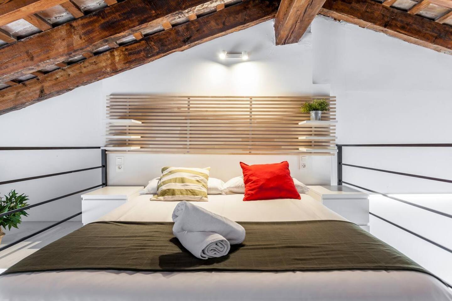 Ruzafa Modern Lofts Valencia Buitenkant foto